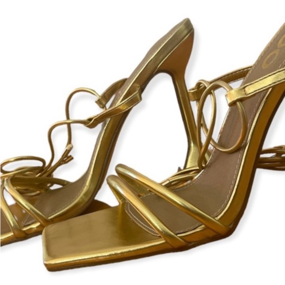 New with Box EGO Ring Top Gold Strappy Heels - Picture 3 of 15